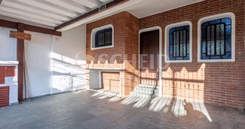 Casa de vila para venda com 4 quartos, sendo 1 suíte, 151m²