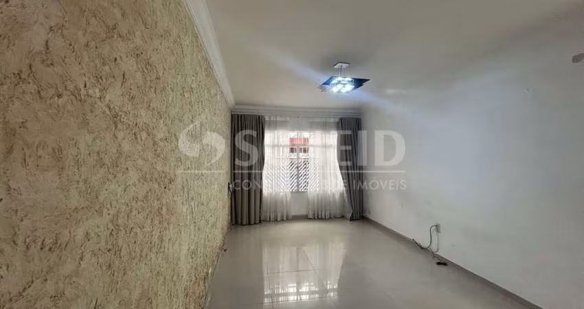 Sobrado de 144 m² com 03 dormitórios (1 suíte), 2 vagas no jardim consórcio.