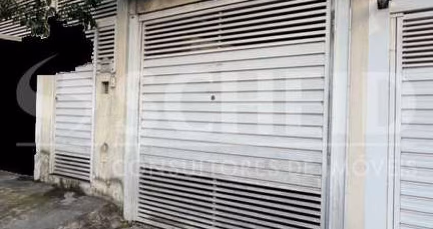 Lindo sobrado 2 quartos 2 vagas de garagem, sótão e 2 ambientes de sala
