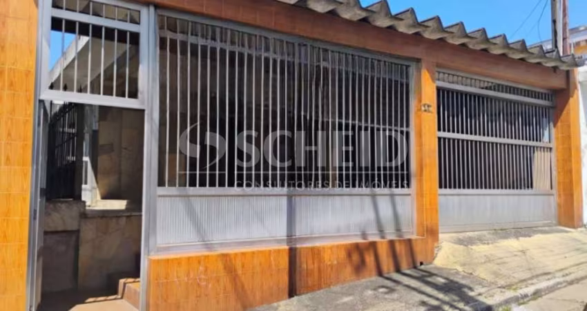 Casa e Salão Comercial com Renda em Frente ao Shopping Interlagos