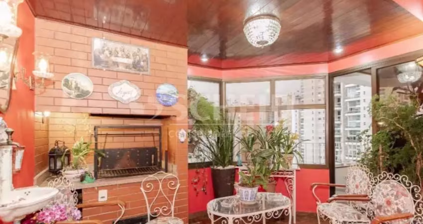 Apartamento á Venda no Campo Belo com 252m², 4 quartos sendo 2 suítes, 4 vagas.