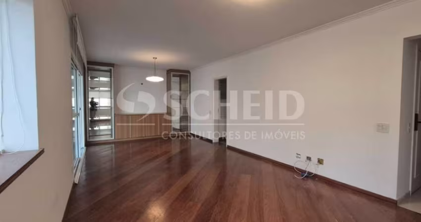Apartamento para Alugar em Campo Belo - SP 3 suites 3 vagas  Varanda com Churrasqueira