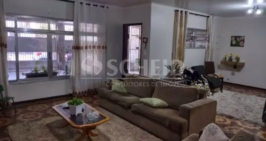 Casa no Campo Grande 274m2 de área útil, com 4 dormitórios, sala, cozinha ampla, edícula e 4 vagas.