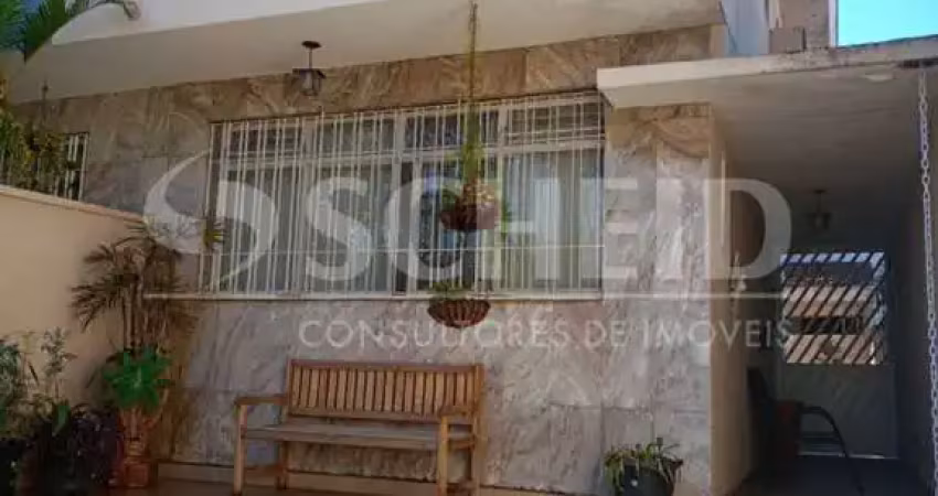 Casa a venda no campo belo - 3 quartos (1 suíte), quintal e duas vagas