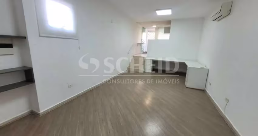 Sala com 32m2, banheiro e varanda, em ótima localização no jardim marajoara