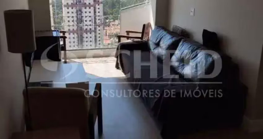 Lindo apartamento sala estendida, sacada fechada com vidro, armários embutidos, vista livre, andar a