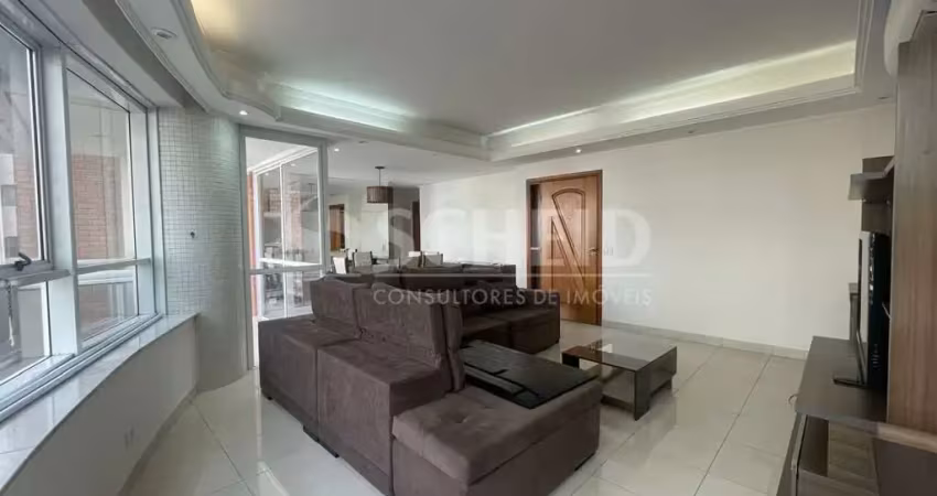 Apartamento à venda de 170,00m² útil, com 4 quartos e 4 vagas, na vila mascote.
