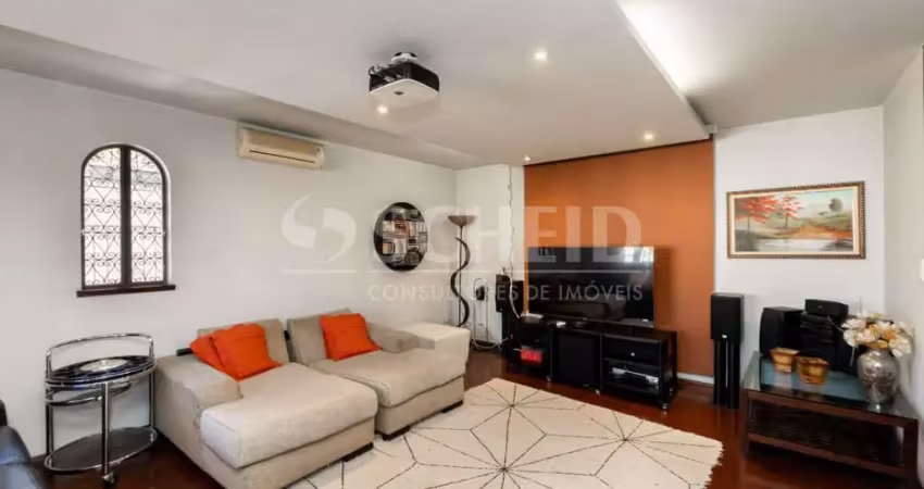 Casa á venda no brooklin com 380m², 6 quartos sendo 2 suítes, 4 vagas.