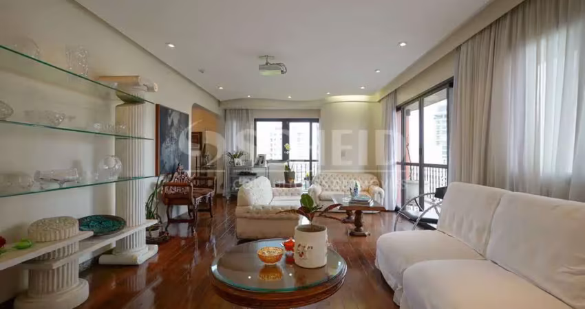 Apartamento em moema, andar alto de frente, ótima localização!
