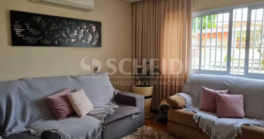 Casa com 3 quartos para alugar na Rua Antônio de Oliveira Gago, --, Campo Grande, São Paulo