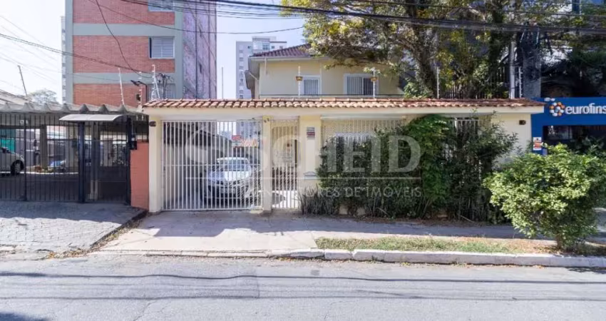 Casa á venda na vila mariana com 218m² e 3 vagas de garagem.