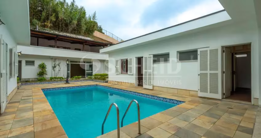 Casa térrea à venda- jd. marajoara -locação- com 04 quartos, 04 suítes, 10 vagas e área de 700m².