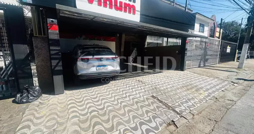 Sobrado comercial para locação de 276,00m² útil, com 5 salas e 3 vagas em moema