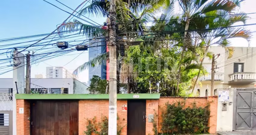Casa de 350m² com piscina e área de lazer na vila guarani