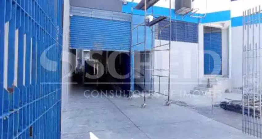 Barracão / Galpão / Depósito com 4 salas para alugar na Rua Pedro SantaLúcia, --, Interlagos, São Paulo