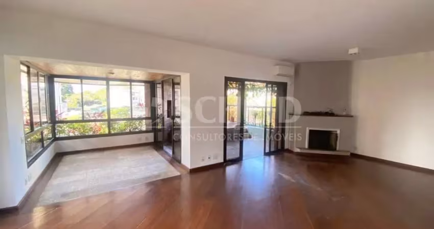 Apartamento com 3 quartos para alugar na Avenida Agami, --, Moema, São Paulo