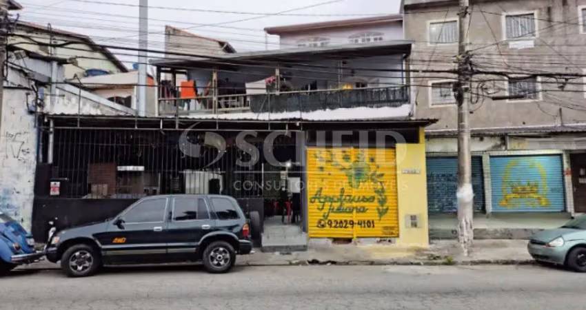 Casa e salão comercial à venda, comercial e residencial de 278m², 3 quartos, 2 baneiros, 4 vagas.