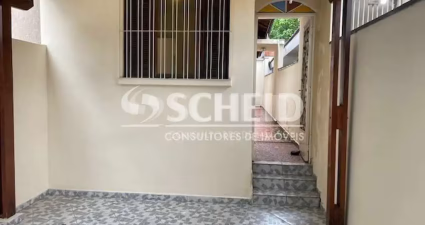 Casa térrea , 1 dormitorio 1b 1 vaga , quintal , otima localização