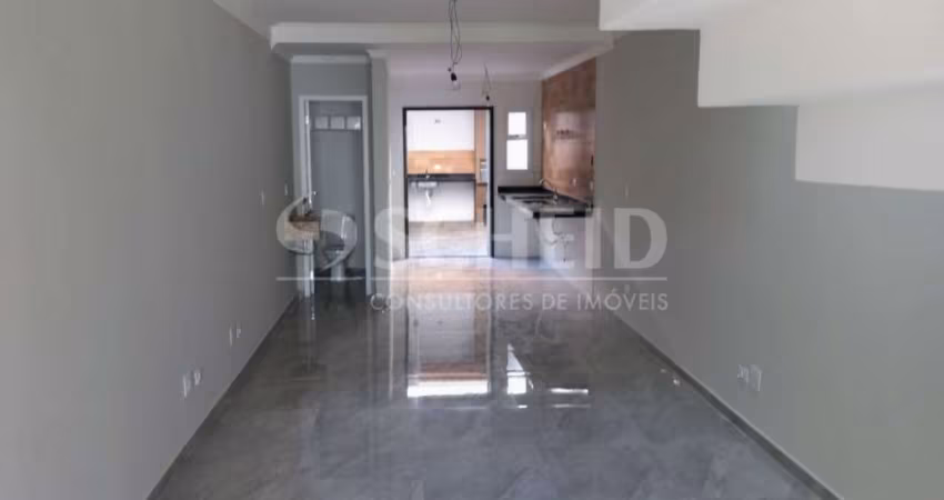 Sobrado a venda no Jardim Prudência com 3 quartos, sendo 1 suíte, 2 vagas, quintal com churrasqueira