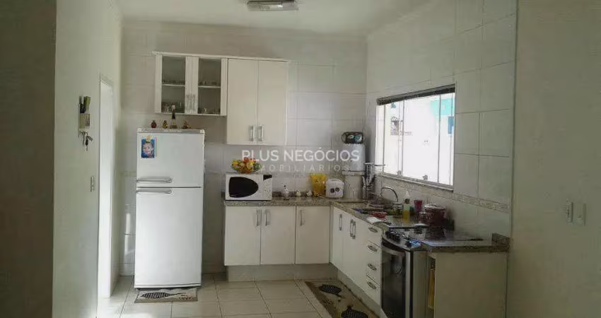 Casa com 3 dorms, Condominio Golden Park Alfa, Sorocaba - R$ 850 mil, Cod: 34551