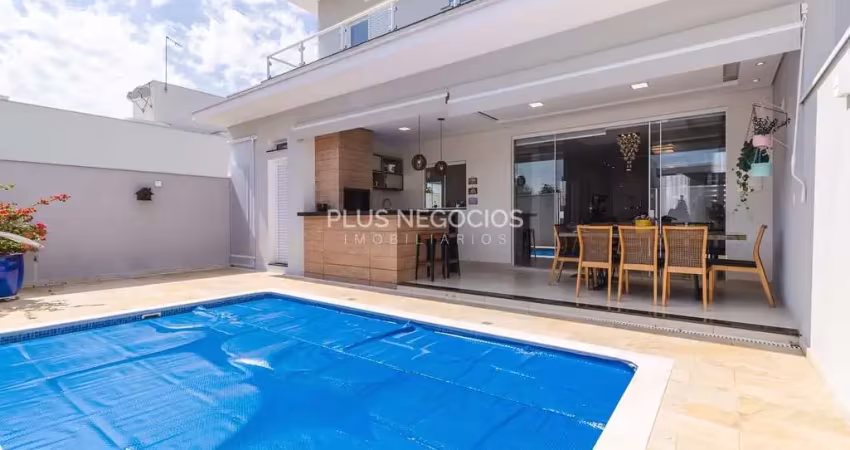 Linda Casa de Alto Padrão com 4 Suítes, Sistema Solar e Área Gourmet: Sofisticação e Sustentabilida