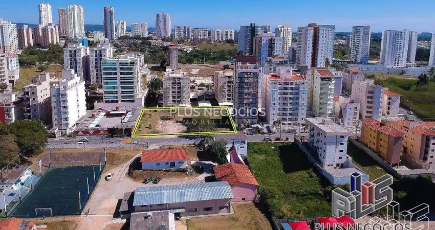 Terreno à venda na Rua Carlos Eugenio de Siqueira Salerno, Parque Campolim, Sorocaba