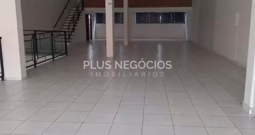Destaque seu Negócio: Salão Comercial Reformado c/ Mezanino e 3 Banheiros na Zona Norte de Sorocaba