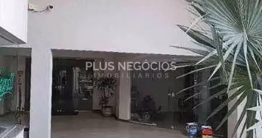 Centro comercial, 1000m2  com 16 lojas Jardim Vergueiro, centro local estratégico Sorocaba, SP