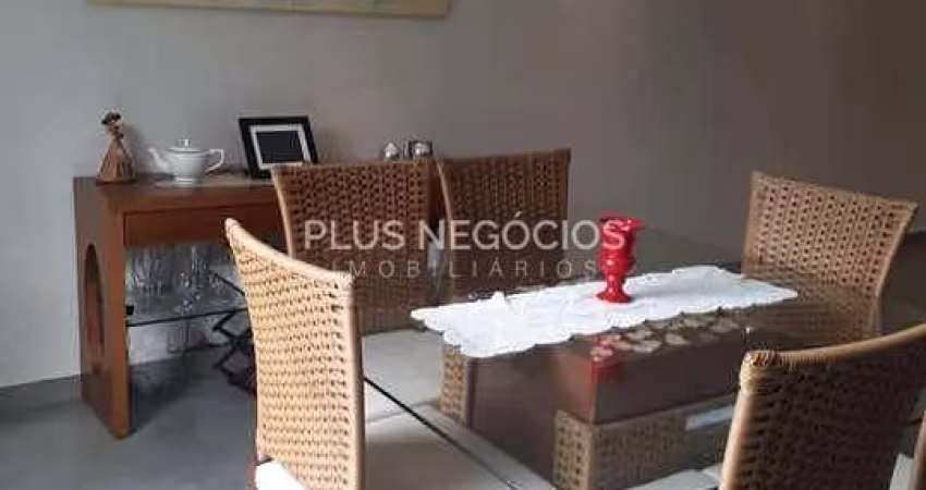 Casa à Venda no jardim emilia – 3 Suítes, Cozinha Planejada, Área de Lazer Privativa e Localização