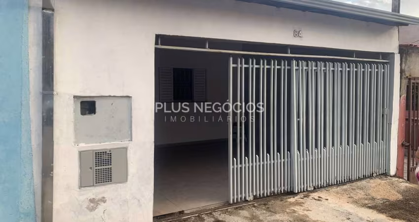 Casa à Venda na Zona Norte de Sorocaba – 2 Quartos, Quintal Amplo e Garagem para 2 Carros | Ótima L