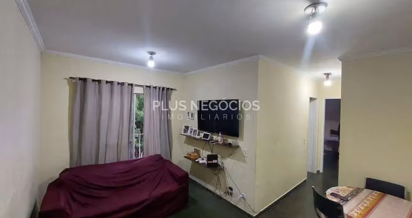 Apartamento de 2 dormitorios à venda no condominio Portal dos Bandeirantes, localização privilegiad
