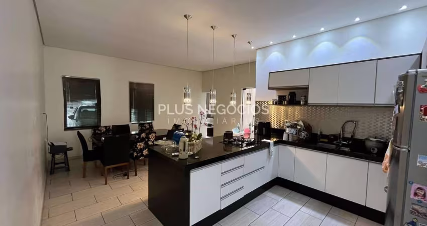 Casa à venda no Central Parque em Sorocaba com 3 dormitórios, espaço gourmet e interesse em permuta