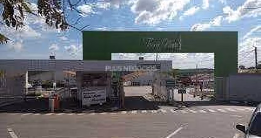 Casa em condomínio fechado no Wanel Ville, Sorocaba – 2 dorms, piscina privativa, espaço gourmet e