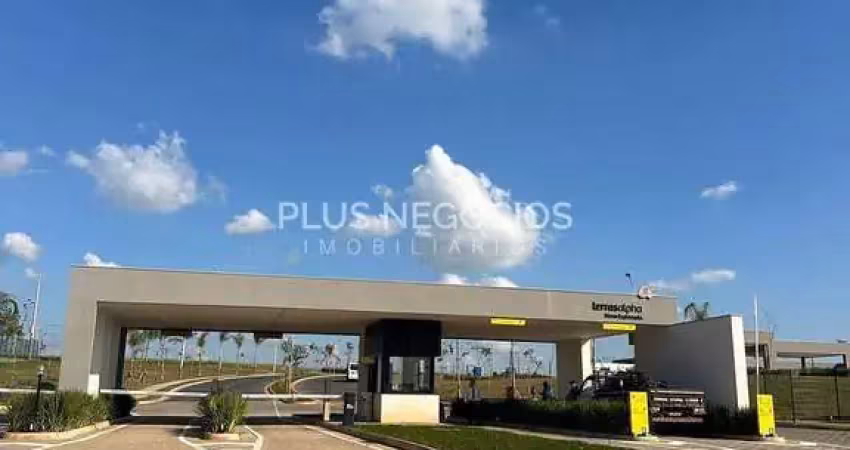 Terreno em condomínio fechado à venda na Avenida Rogério Cassola, 350, Itapeva, Votorantim