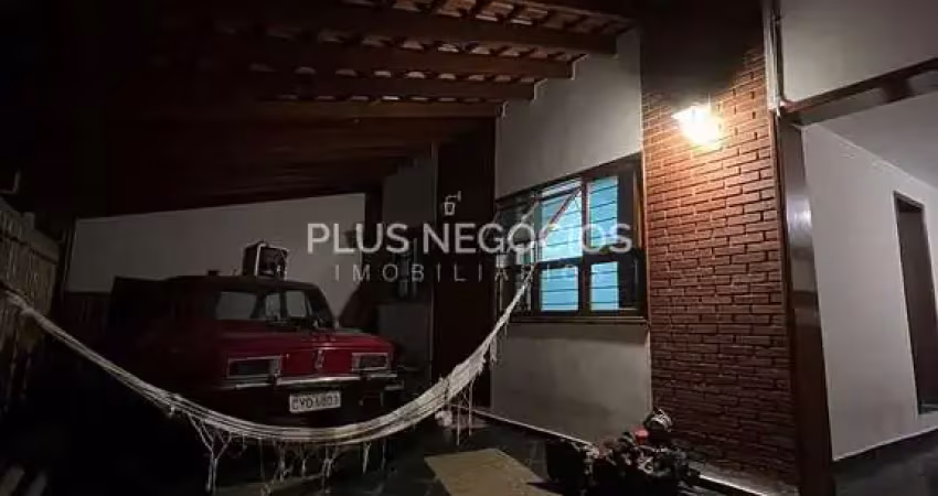 Casa com 2 quartos à venda na Rua Manoel Soares, 217, Jardim Itanguá, Sorocaba