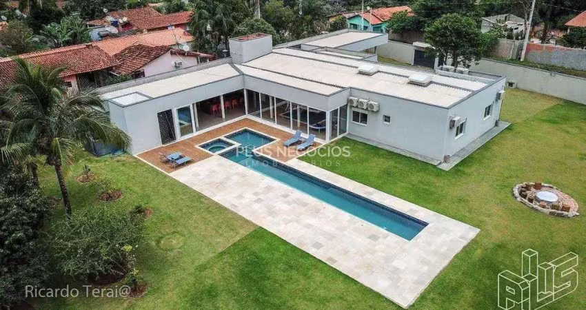 Chácara moderna em araçoiaba da serra: 5 suítes, piscina de raia, área gourmet, campo de futebol e
