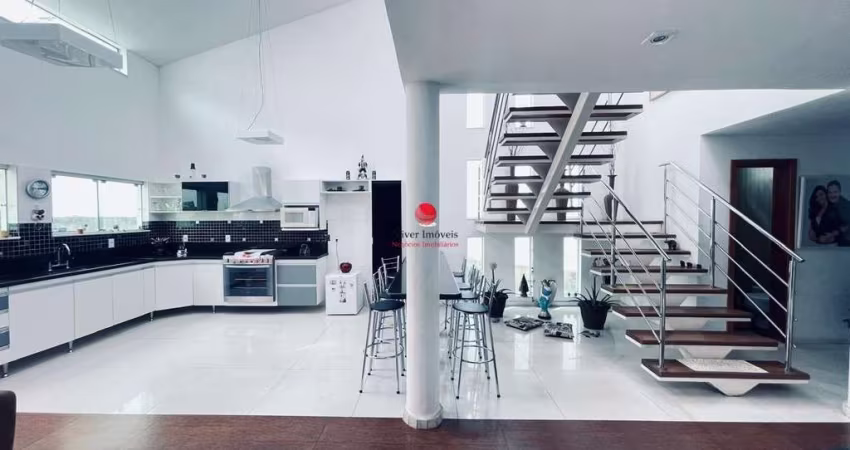 Casa com 3 quartos para alugar na Rua Geraldo Parreiras, 288, Trevo, Belo Horizonte