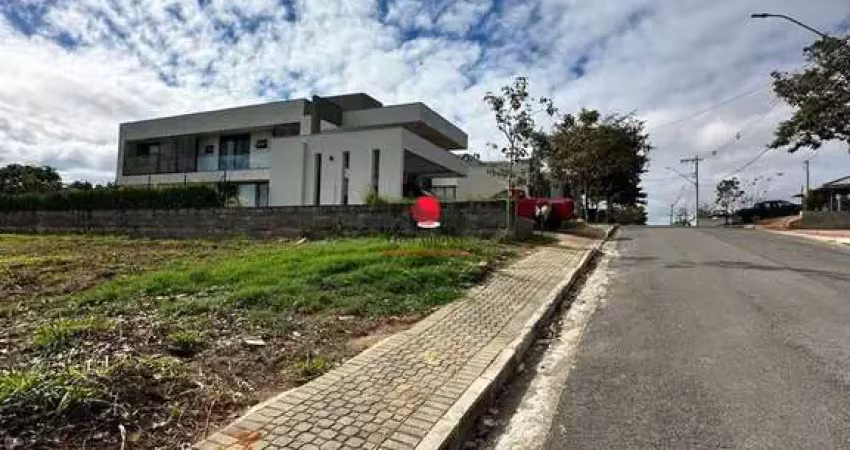 Terreno em condomínio fechado à venda na Das Quaresmeiras, 21, Gran Royalle Aeroporto, Confins