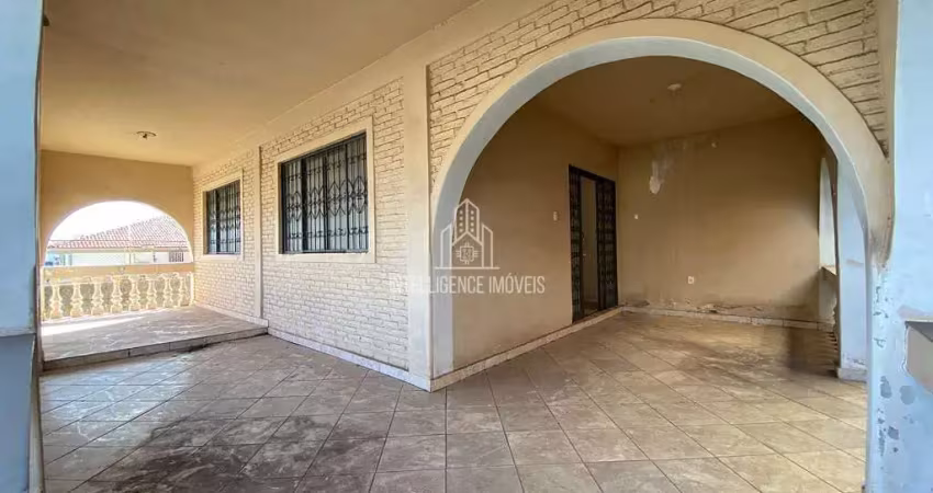 Casa para Locação na Avenida Das Flores,  com 03 Quartos, localizado no Bairro Jardim Cuiabá, em Cu
