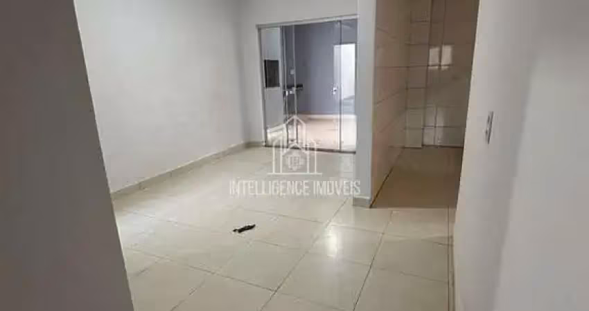 Casa à venda com 3 quartos sendo 1 suíte, 2 vagas de garagem, sol da manhã, condomínio brisas da ch