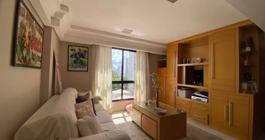 Apartamento à venda na Avenida Presidente Affonso Camargo, 633, Cristo Rei, Curitiba