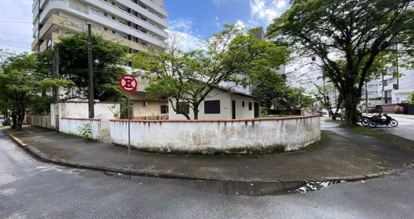 Excelente localização terreno de esquina ,no bairro américa joinville sc