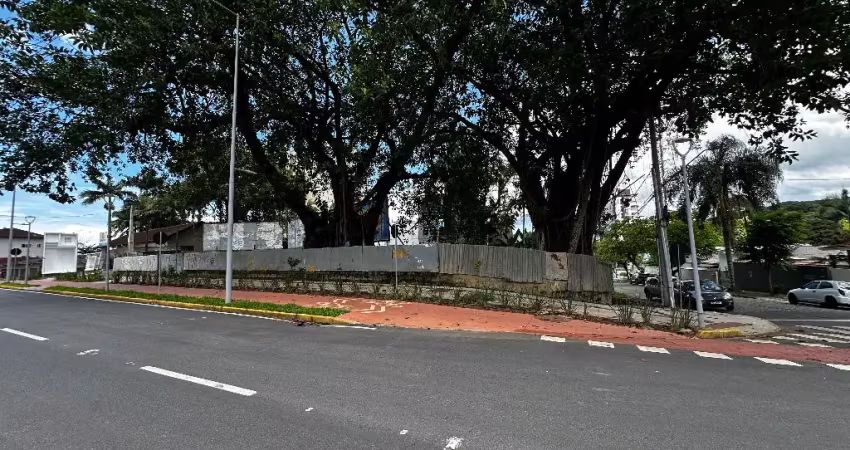 Ótimo terreno de esquina com 1.607,96m² à venda no bairro anita garibaldi em joinville - sc