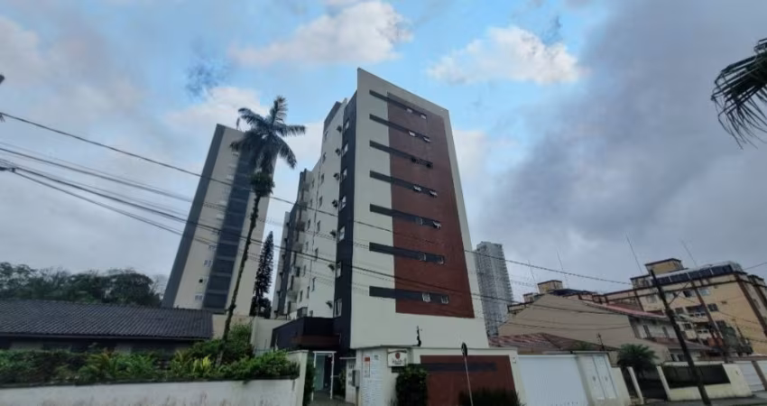 Lindo Apartamento semimobiliado a venda com 1 suíte e mais dois quartos no bairro Atiradores em Joinville SC