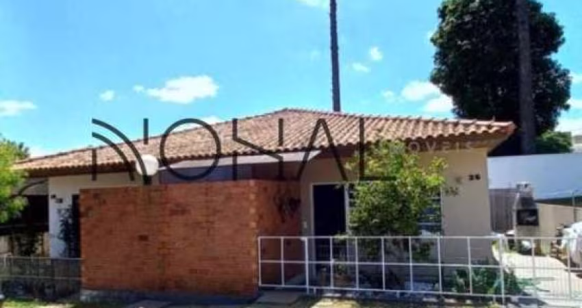 Casa de Condomínio em condomínio à Venda em Ponta Grossa - PR