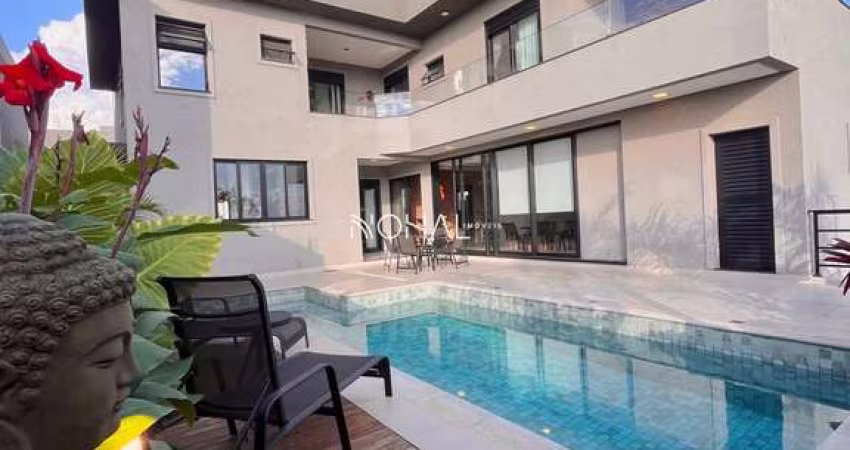 Uma deslumbrante residência de alto luxo na Villa di Sorrento, com 4 suítes.