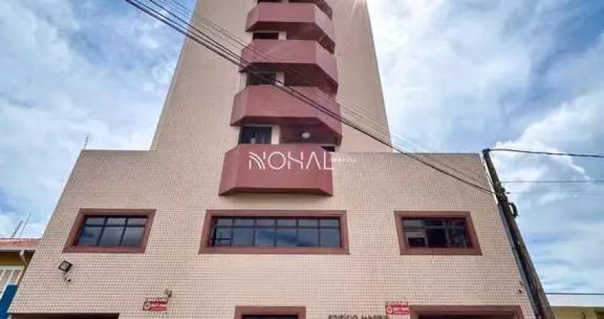 APARTAMENTO COM 3 QUARTOS SEMIMOBILIADO NO CENTRO