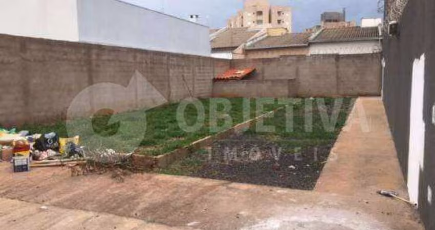 Ótimo terreno de gaveta a venda no bairro Jardim Europa em Uberlândia