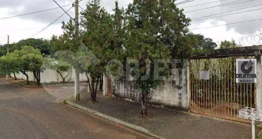 Excelente terreno de esquina no bairro alto umuarama em uberlândia