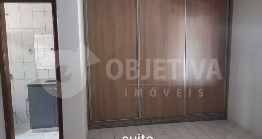 Ótimo sobrado no bairro jardim finotti em uberlândia
